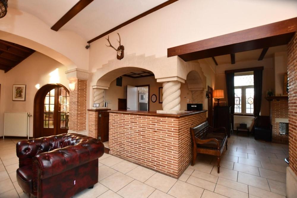 La Villa Spa, A 10 Minutes A Pied Du Centre Ville Bagian luar foto